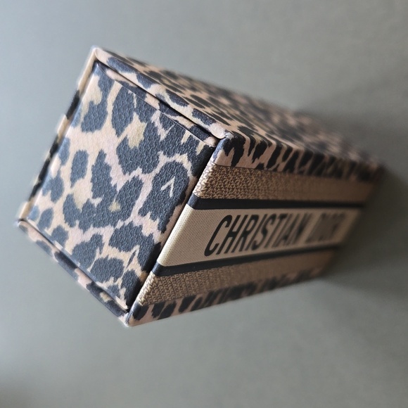 Brand New limited edition DIOR LIPSTICK CASE Mitzah lipstick holder never used - Picture 5 of 6